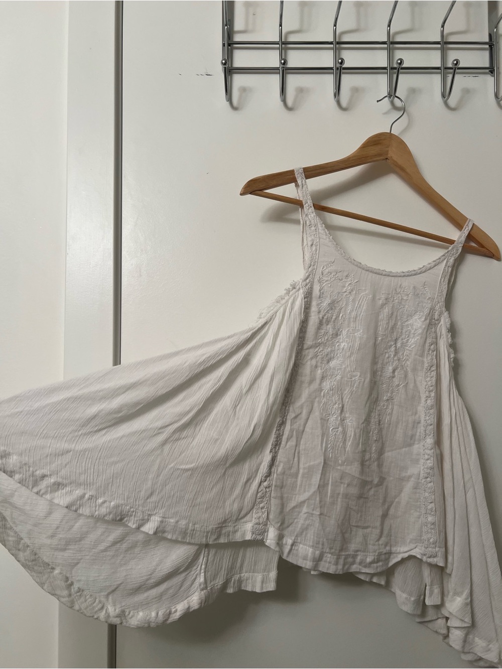 Free People Wonderland Apron Top – White, Size Medium - Picture 4 of 13